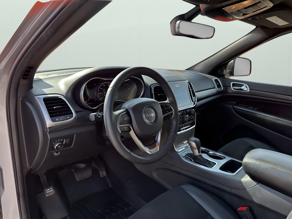 Used Car 2019 Jeep Grand Cherokee  Altitude For Sale Under $20,000 In Austin, Texas