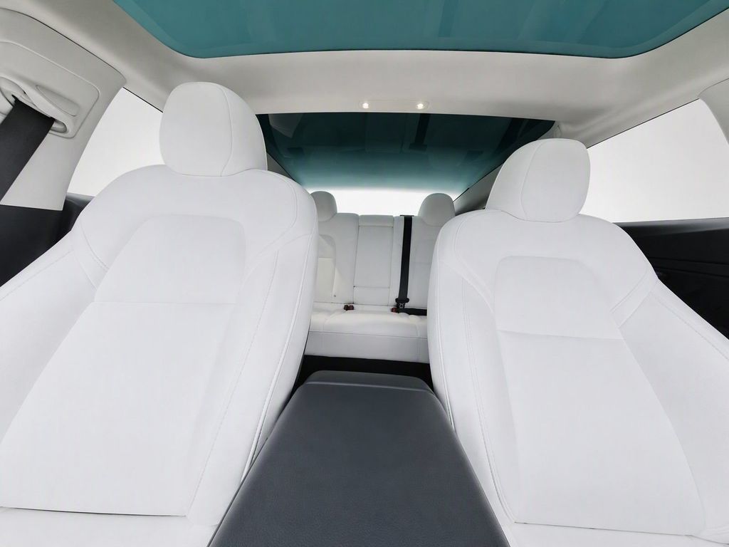 Used 2023 Red Multi Tesla Base image 15