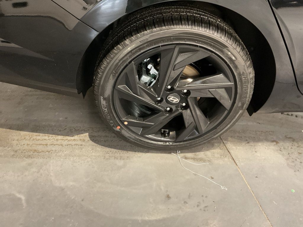 New 2026 Black Hyundai SEL Sport image 20