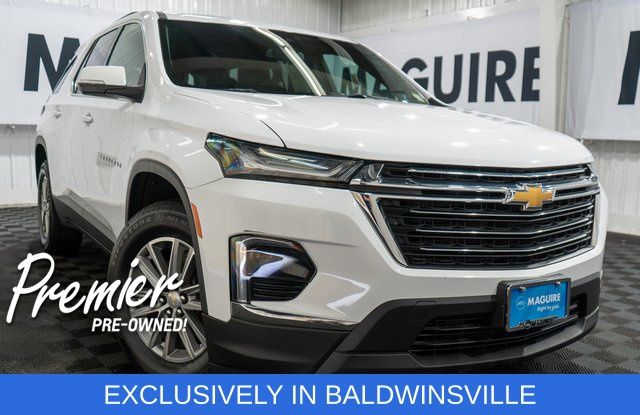 Summit White 2023 Chevrolet Traverse SUV / Crossover Four-Wheel Drive 9-Speed Automatic
