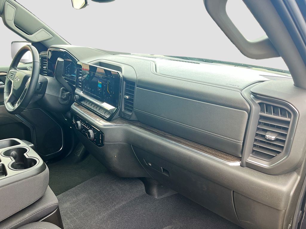 Used 2024 Gray Chevrolet RST image 29