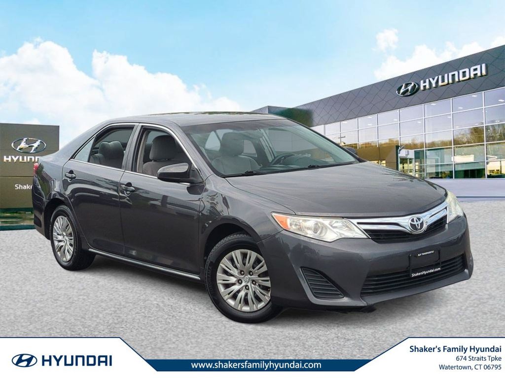 Magnetic Gray Metallic 2012 Toyota Camry Sedan Front-Wheel Drive 6-Speed Automatic
