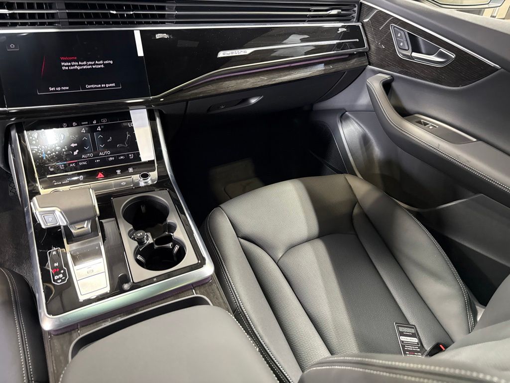 Thumbnail: 2026 Audi Q7 - 25