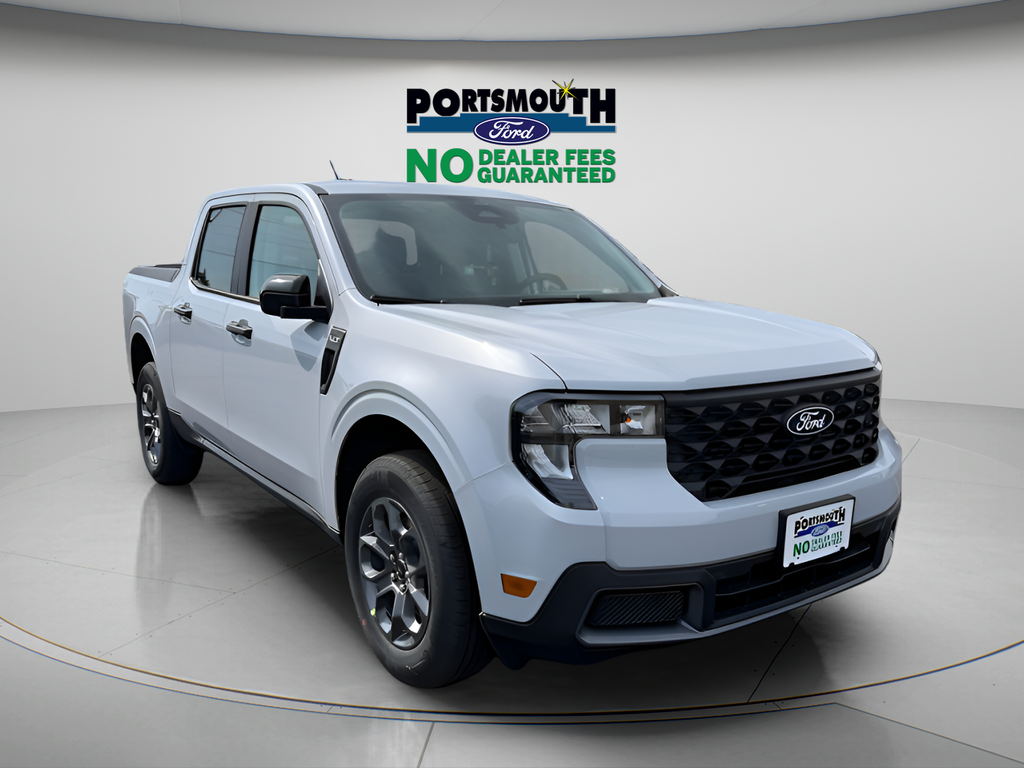 Space White Metallic 2026 Ford Maverick Pickup Truck All-Wheel Drive 8-Speed Automatic