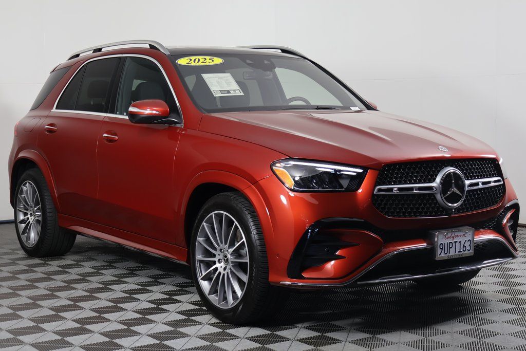 Thumbnail: 2025 Mercedes-Benz GLE - 3