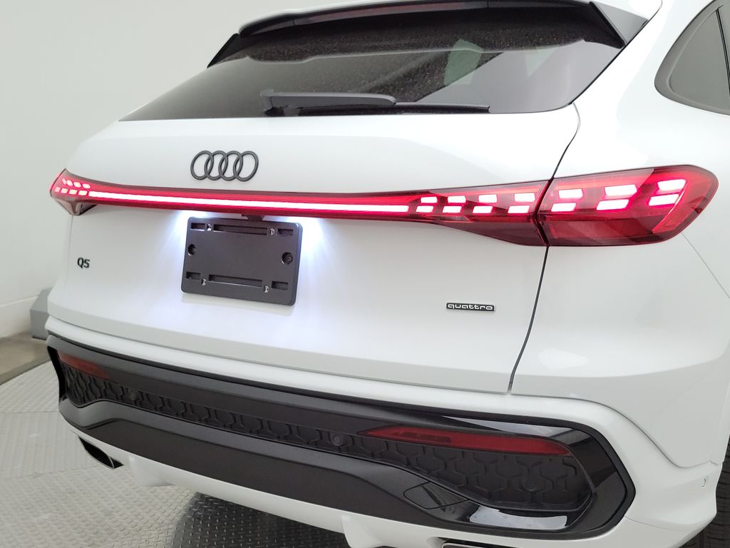 Thumbnail: 2026 Audi Q5 - 8