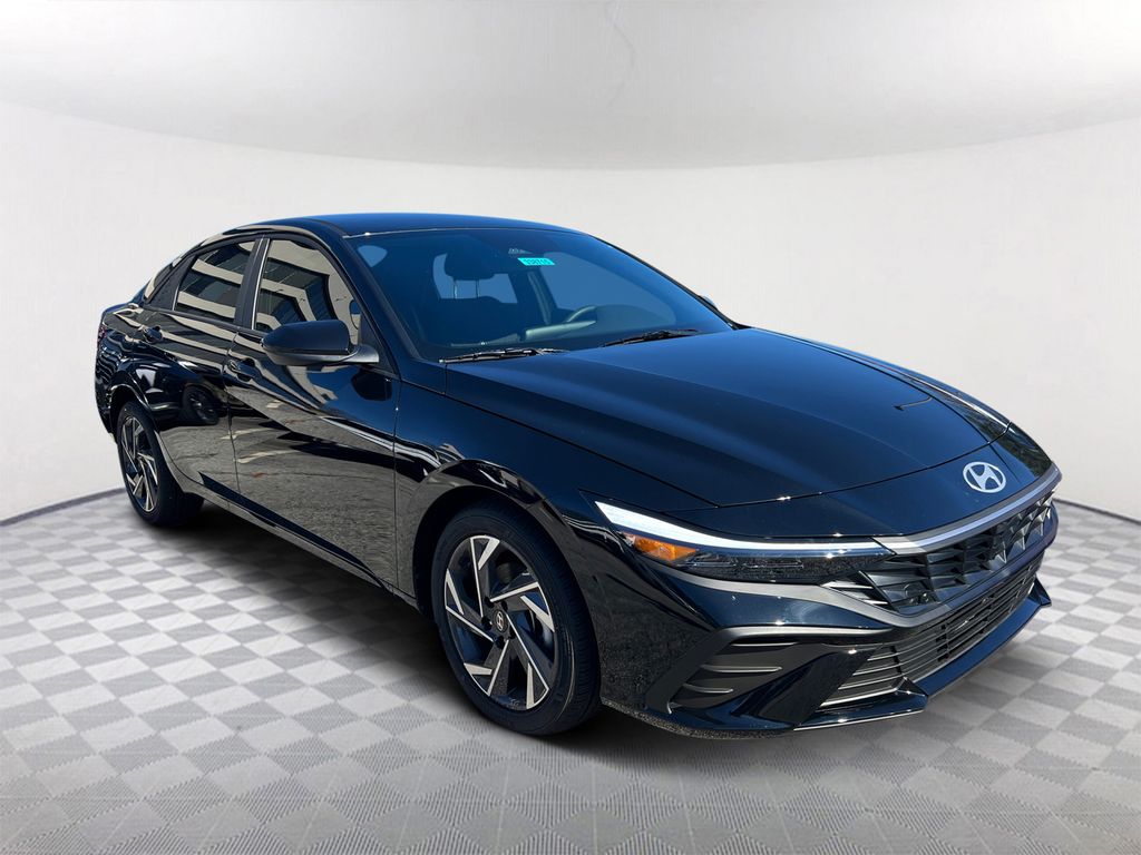 2025 Hyundai Elantra SEL Sport - 2