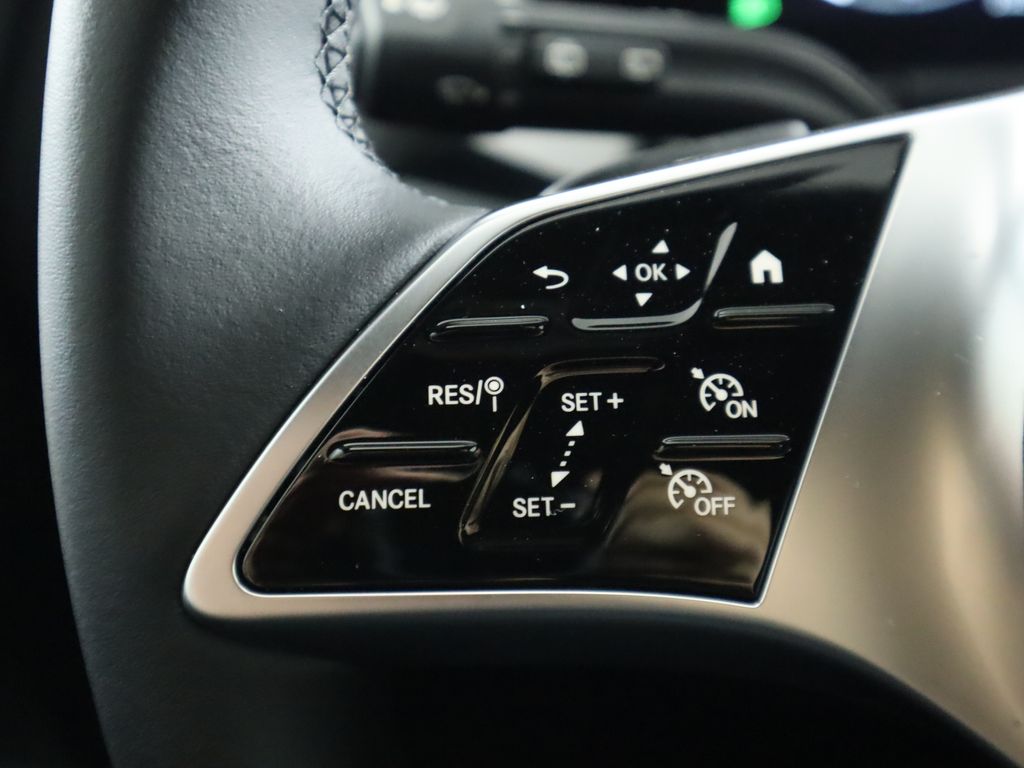 Thumbnail: 2025 Mercedes-Benz GLA - 11