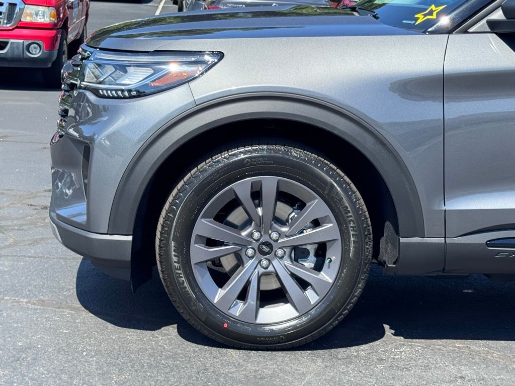 FordExplorer40
