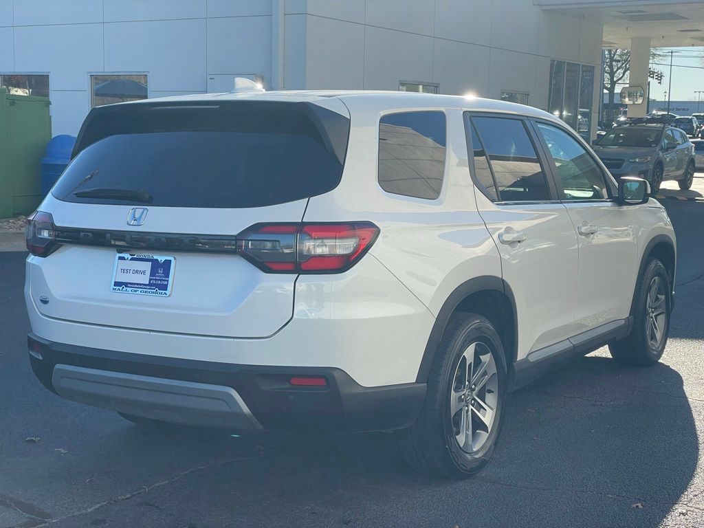 Thumbnail: 2025 Honda Pilot - 6