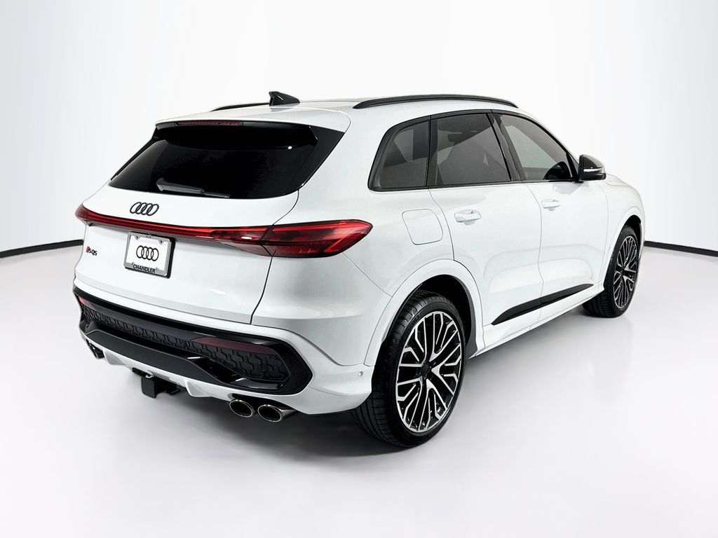 Thumbnail: 2026 Audi SQ5 - 5