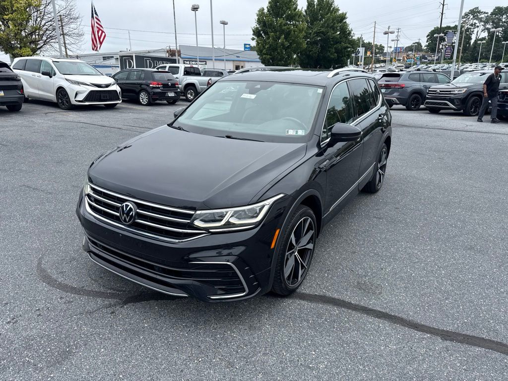 2023 Volkswagen Tiguan 2.0T SEL R-Line - 10