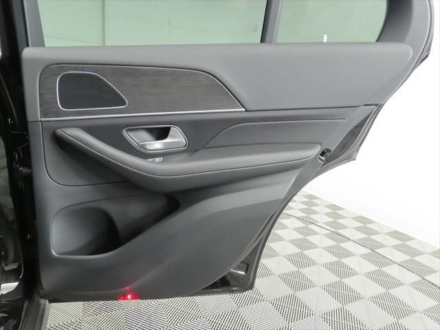 Thumbnail: 2026 Mercedes-Benz GLE - 27