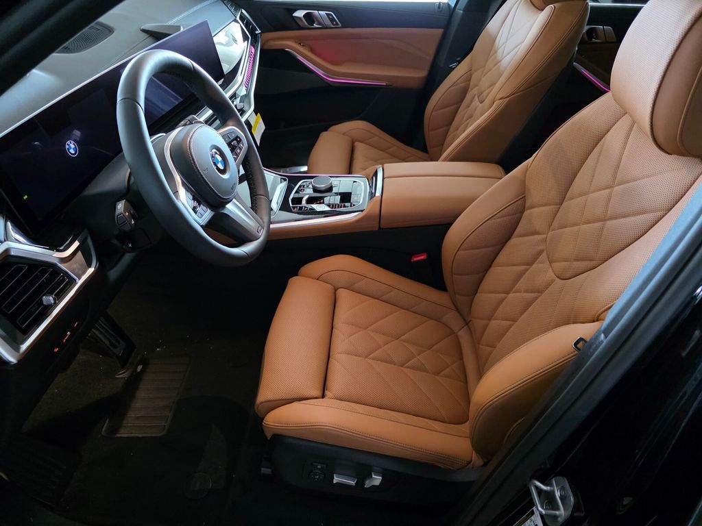 New 2026 Black BMW sDrive40i image 7