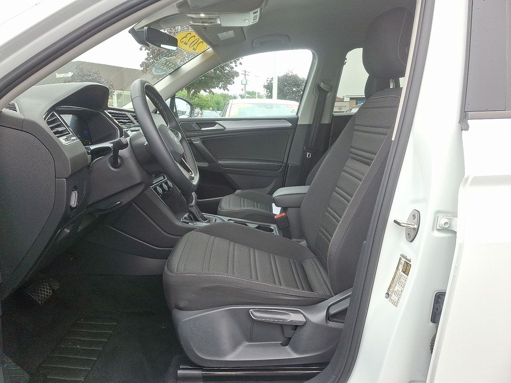 2023 Volkswagen Tiguan 2.0T 14