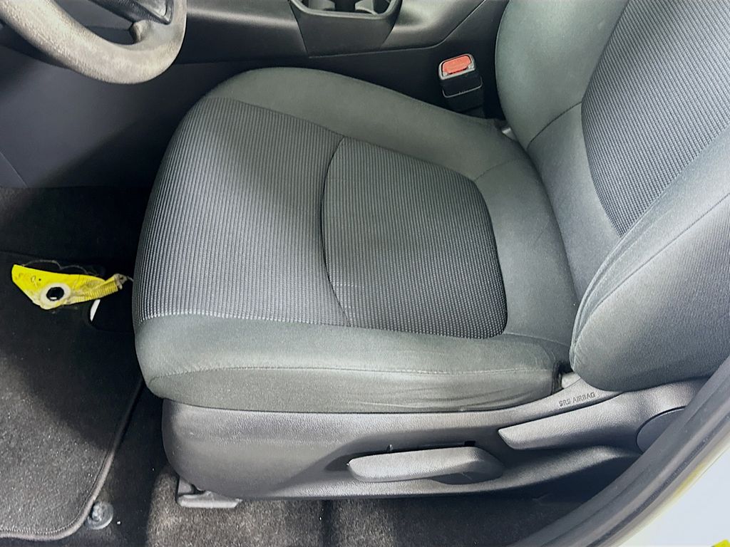 Thumbnail: 2019 Toyota RAV4 - 19