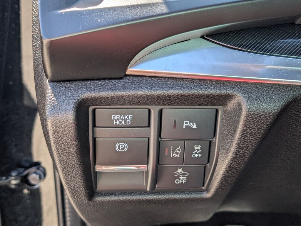 used 2019 Acura MDX car, priced at $22,000