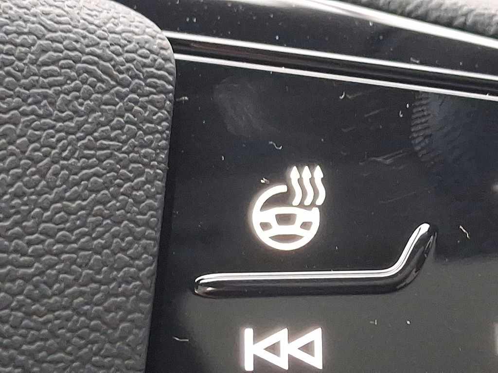 Thumbnail: 2026 Audi A6 - 17