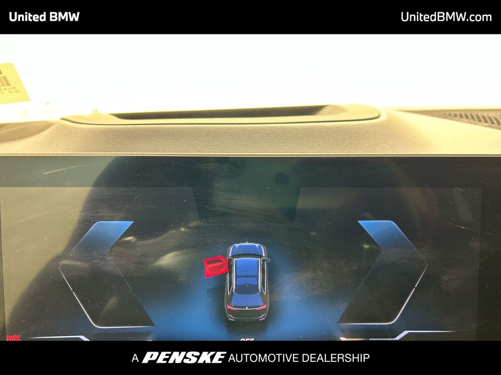 Thumbnail: 2025 BMW X7 - 15