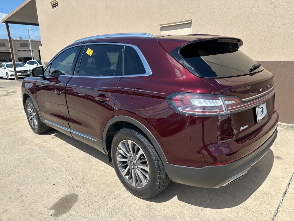 Thumbnail: 2021 Lincoln Nautilus - 6