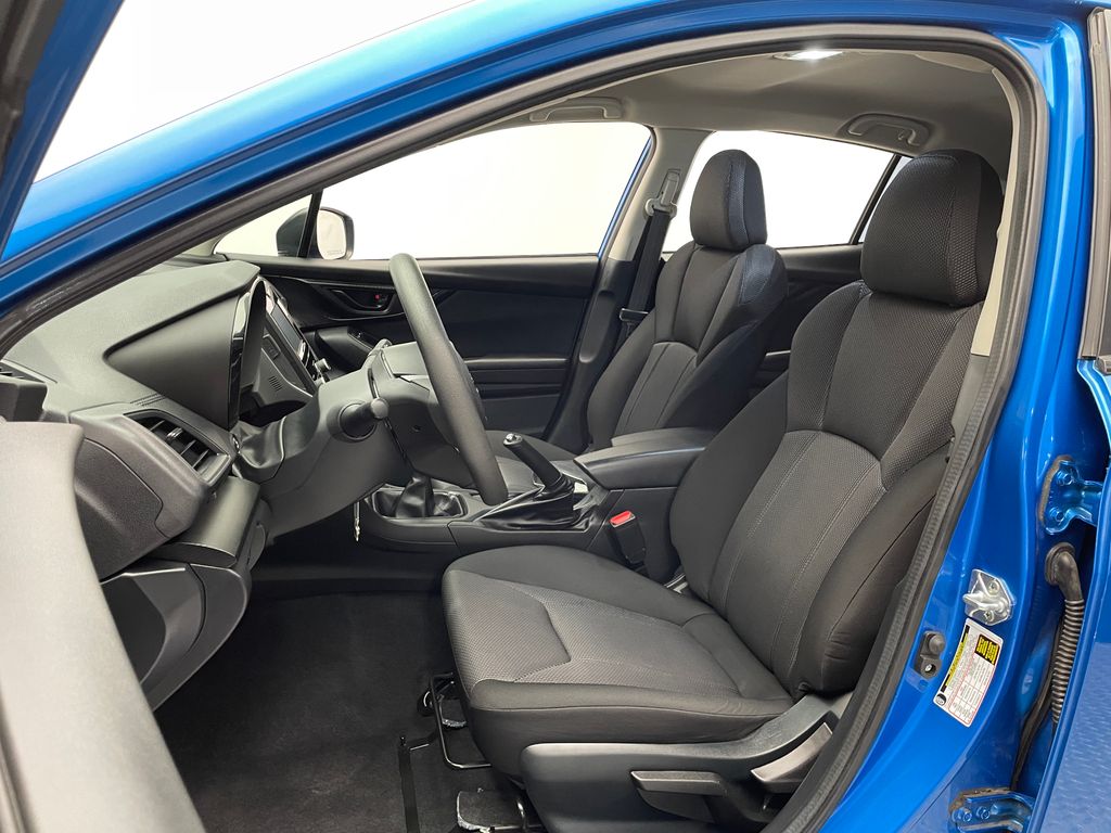 2022 Subaru Impreza Base 13