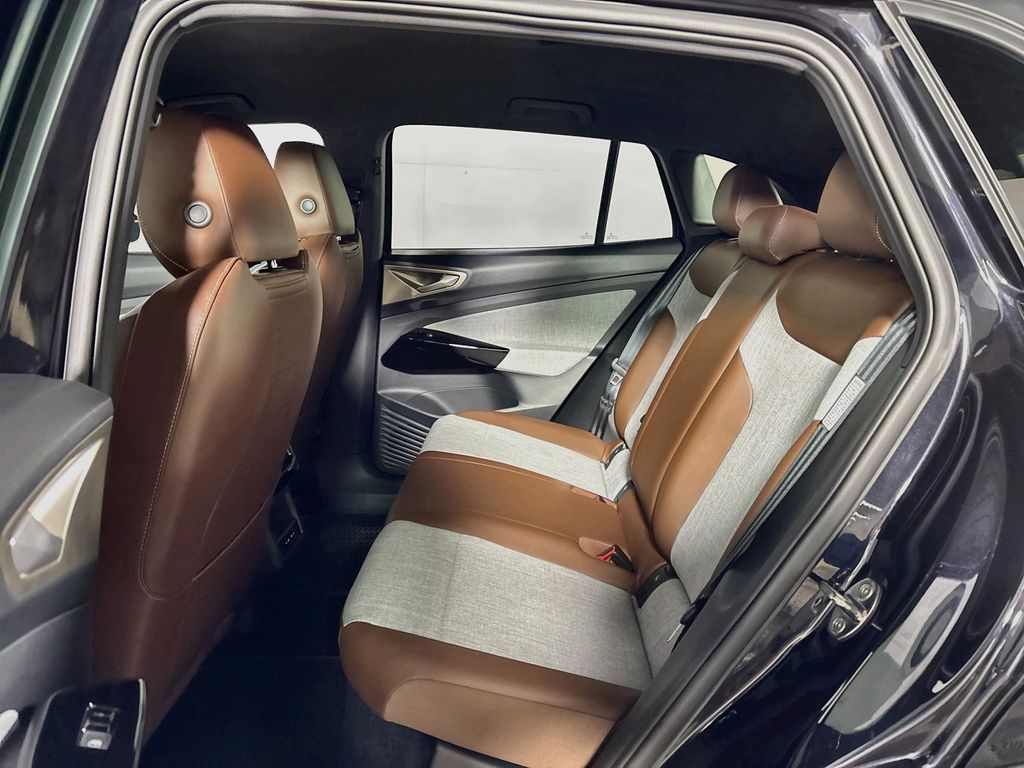 2025 Volkswagen ID.4 Pro