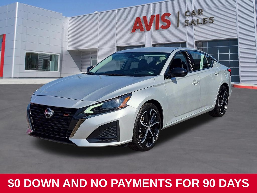 Brilliant Silver Metallic 2025 Nissan Altima Sedan Front-Wheel Drive Continuously Variable Transmission