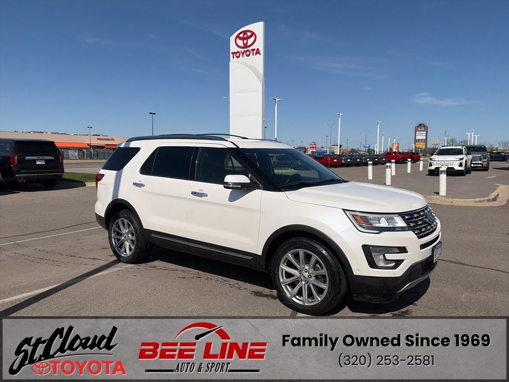 2017 Ford Explorer Limited 4WD's photo