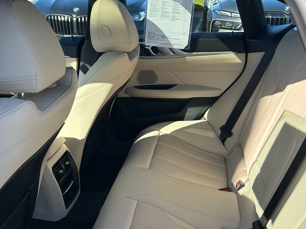 Thumbnail: 2023 BMW i4 - 30