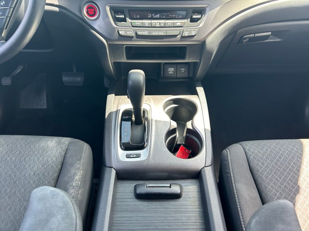 2019 Honda Ridgeline Sport 16