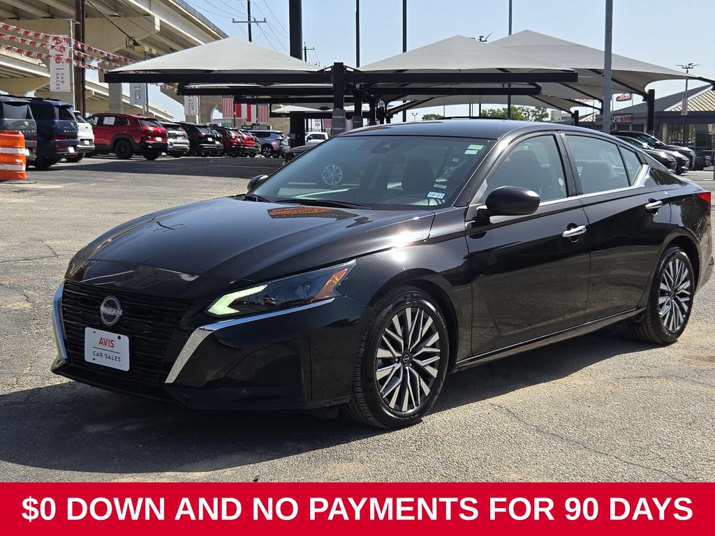 Super Black Clearcoat 2025 Nissan Altima Sedan Front-Wheel Drive Continuously Variable Transmission
