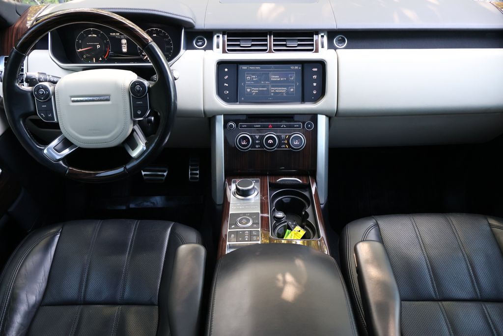 Thumbnail: 2016 Land Rover Range Rover - 15
