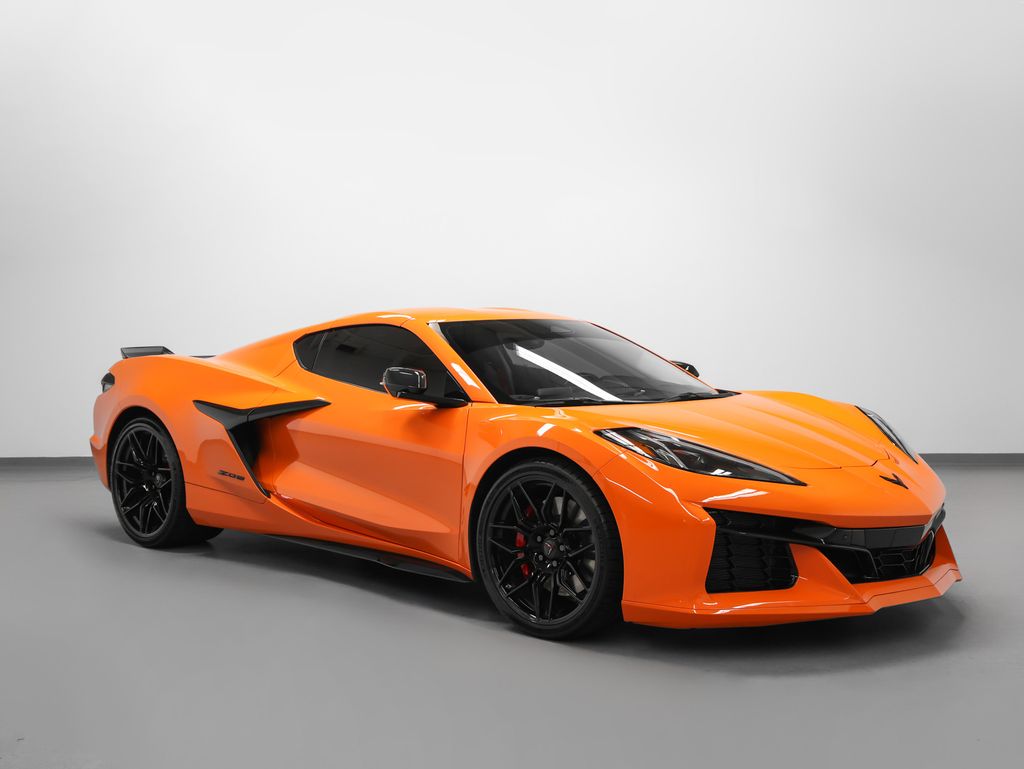 Amplify Orange Tintcoat 2024 Chevrolet Corvette Coupe Rear-Wheel Drive 8-Speed Dual Clutch
