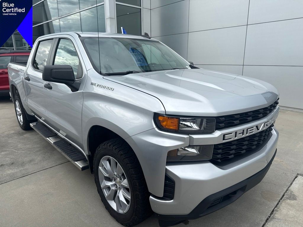 Silver Ice Metallic 2021 Chevrolet Silverado 1500 Pickup Truck Four-Wheel Drive 8-Speed Automatic