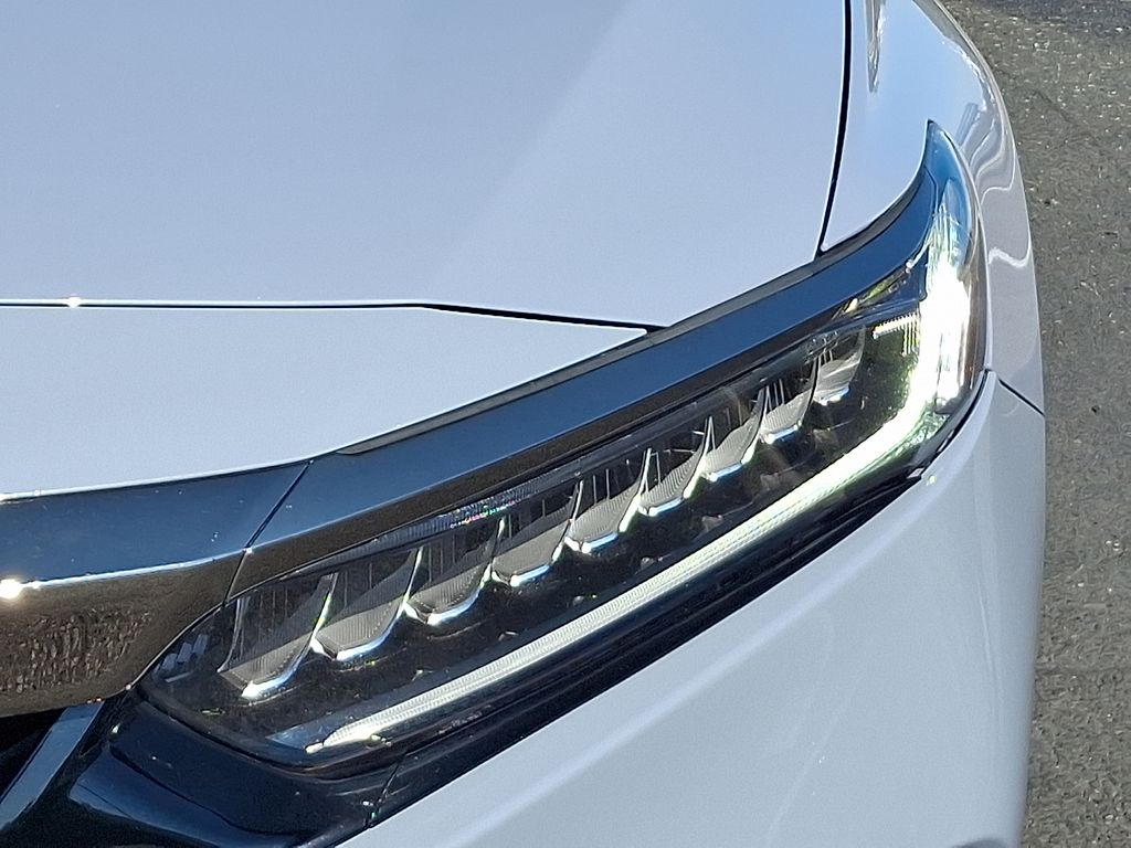 Thumbnail: 2022 Honda Accord - 9