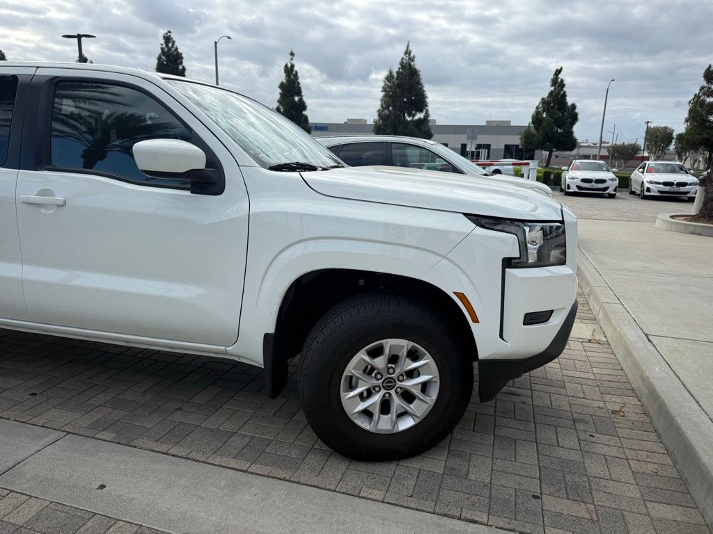 Thumbnail: 2024 Nissan Frontier - 4
