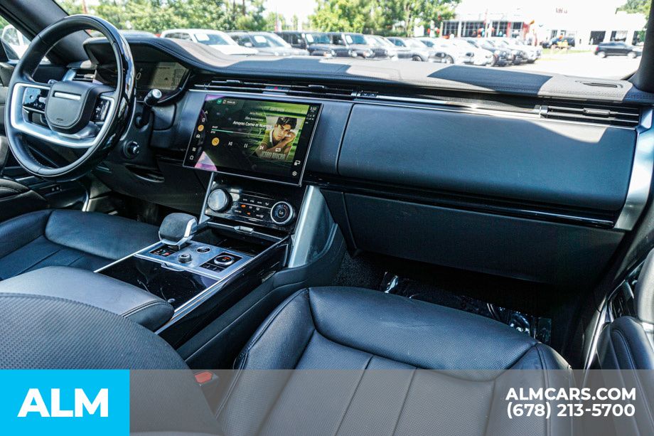 Used 2023 Black Land Rover SE image 24