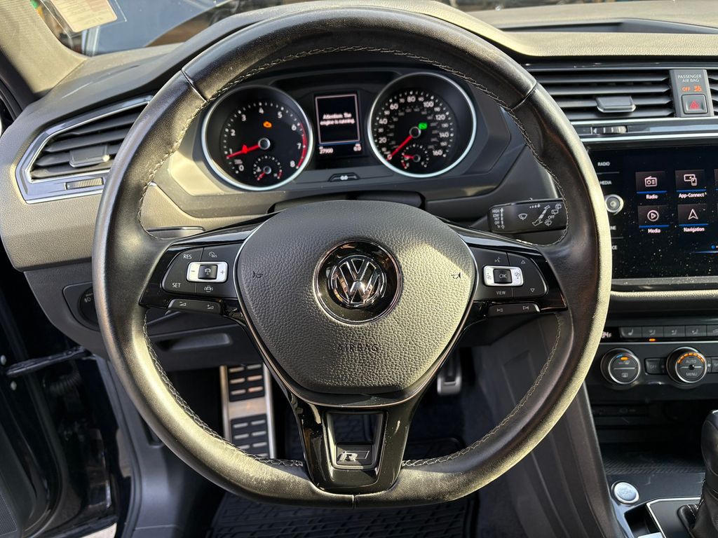 2021 Volkswagen Tiguan 2.0T SE R-Line Black