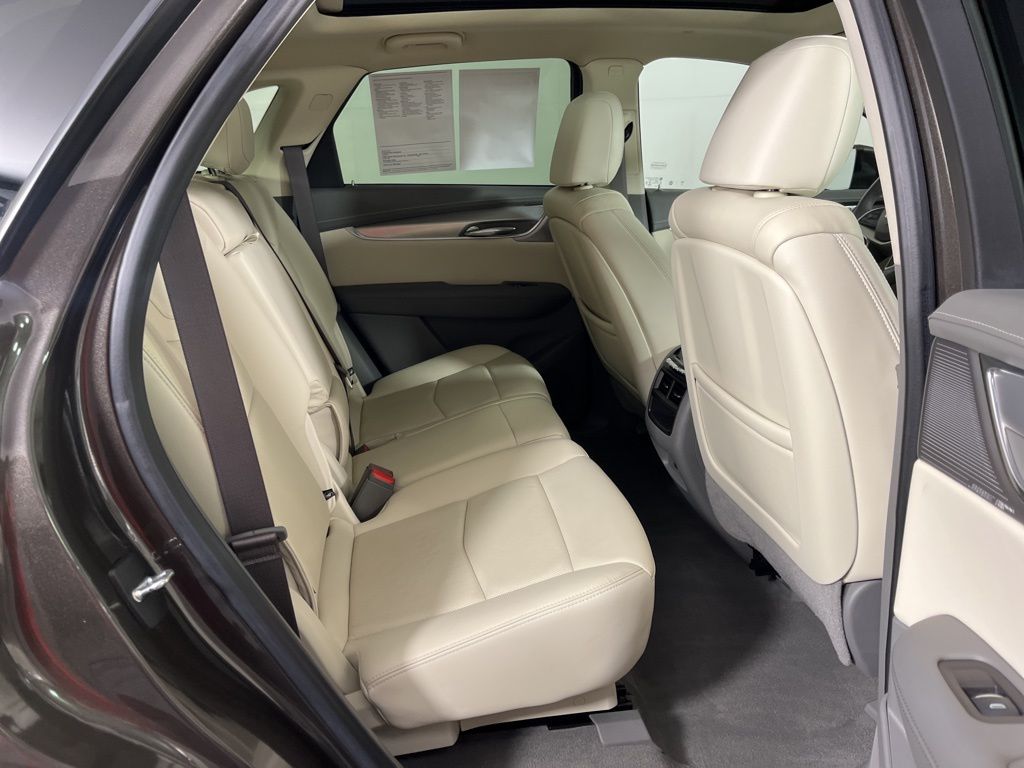 Thumbnail: 2020 Cadillac XT5 - 13