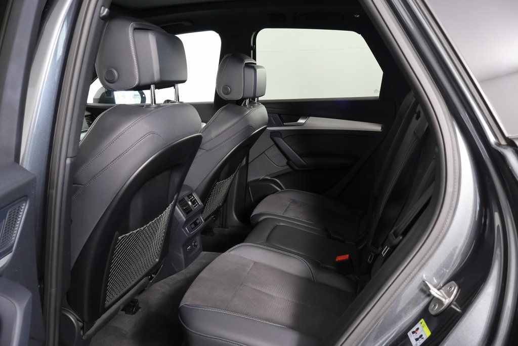 Thumbnail: 2024 Audi Q5 - 11