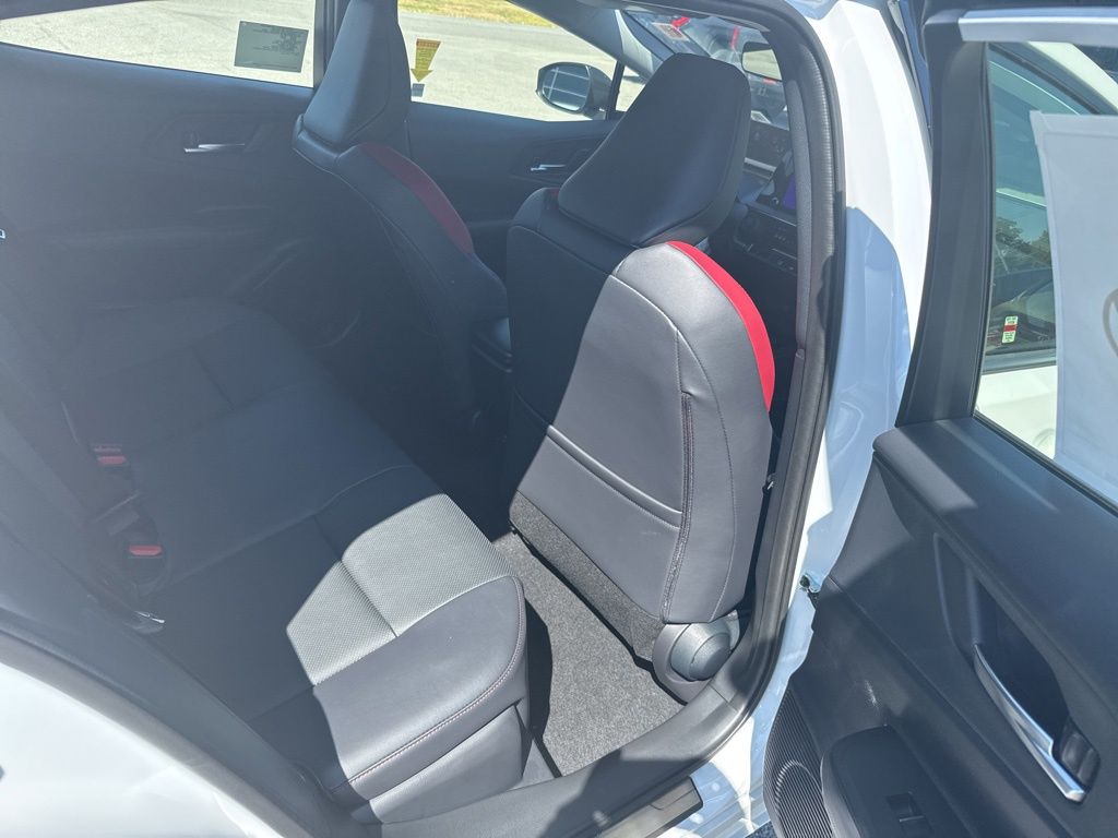 2025 Toyota Prius Plug-in Hybrid XSE photo 12