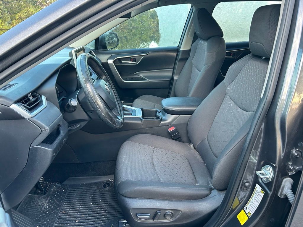 Thumbnail: 2024 Toyota RAV4 - 14