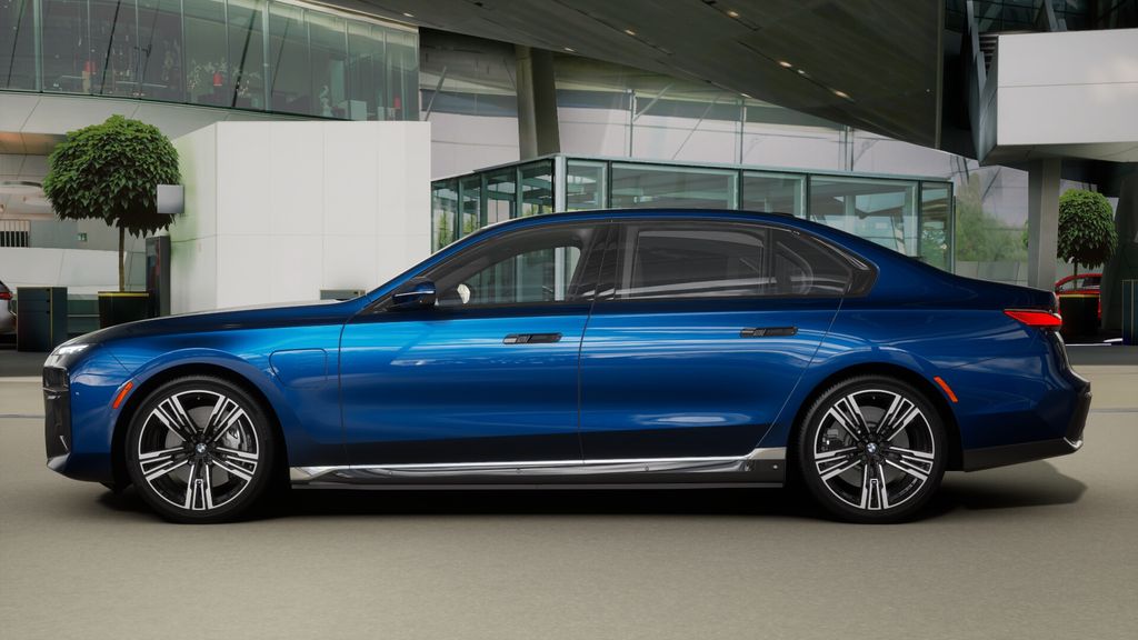 Thumbnail: 2026 BMW 7 Series - 30