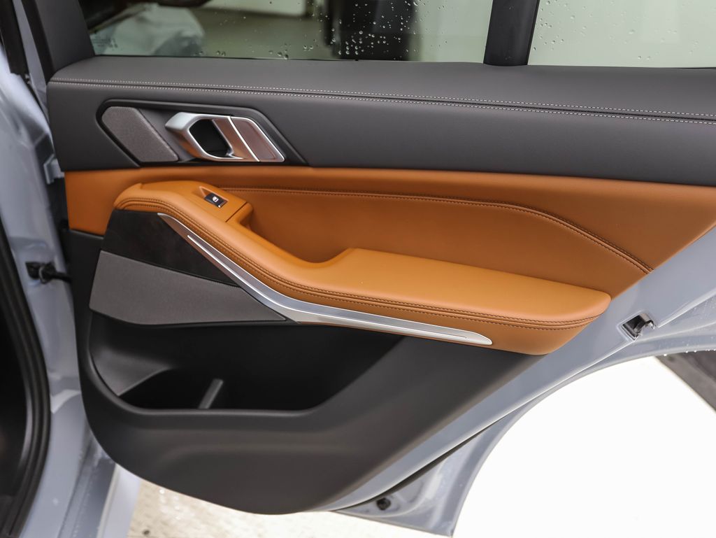 Thumbnail: 2026 BMW X5 - 24