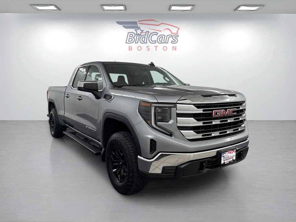 used 2023 GMC Sierra 1500 car, priced at $36,985