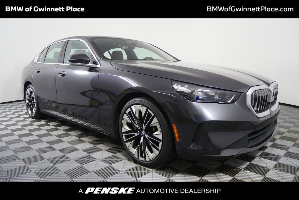 Thumbnail: 2025 BMW 5 Series - 1