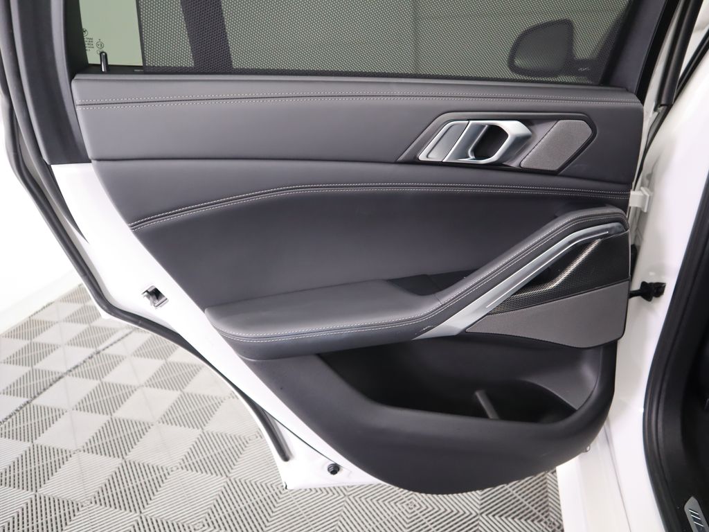 Thumbnail: 2023 BMW X6 - 27