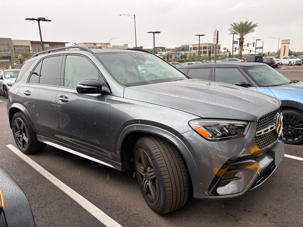 Thumbnail: 2025 Mercedes-Benz GLE - 3