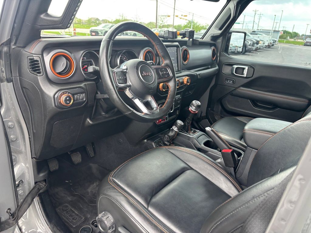 Used Car 2022 Jeep Gladiator  Mojave For Sale Under $40,000 In Austin, Texas