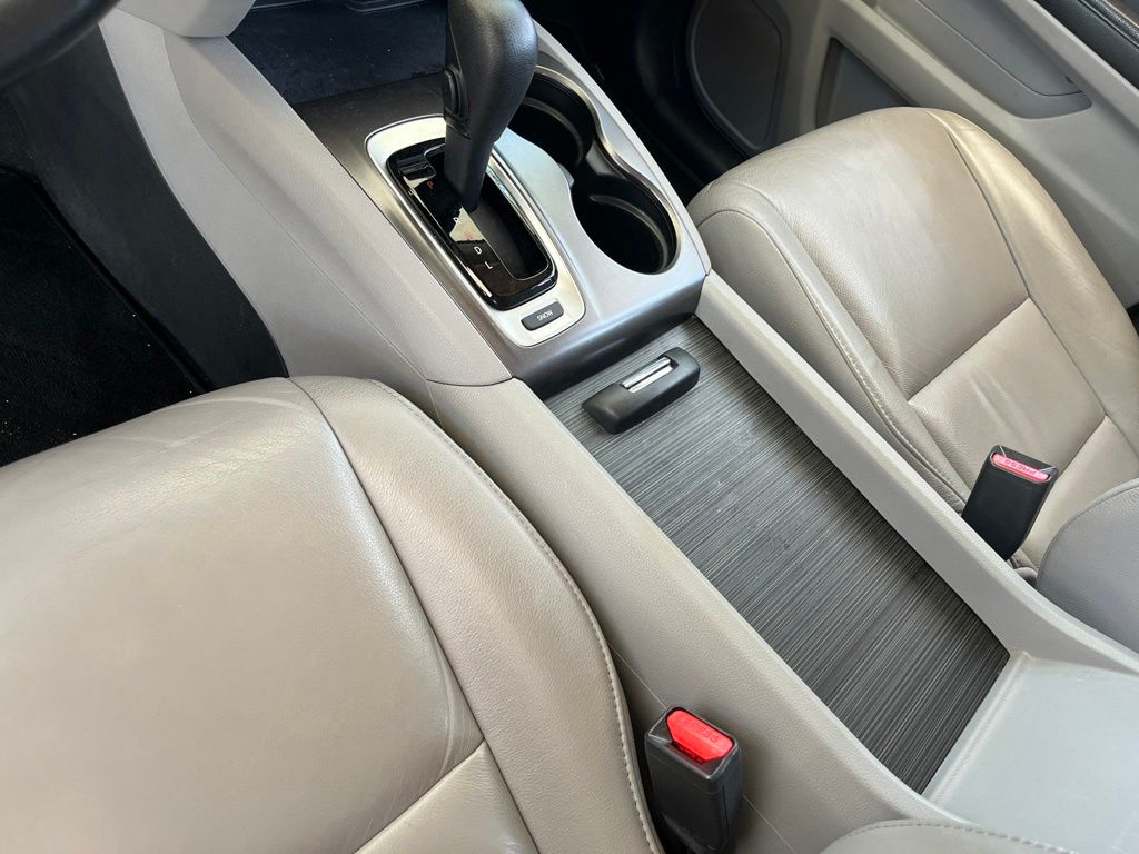 Thumbnail: 2016 Honda Pilot - 19